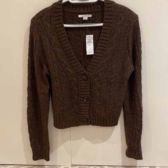 NWT - American Eagle Cropped Cable Knit Cardigan - Picture 2 of 5